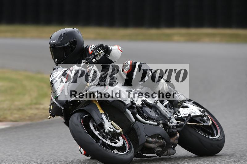 Archiv-2025/32 07.07.2025 Plüss Moto Sport ADR/Einsteiger/131